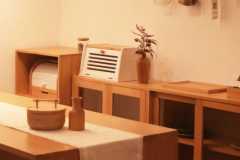 Alasan furnitur kayu pinus layak jadi opsi untuk mengisi rumah